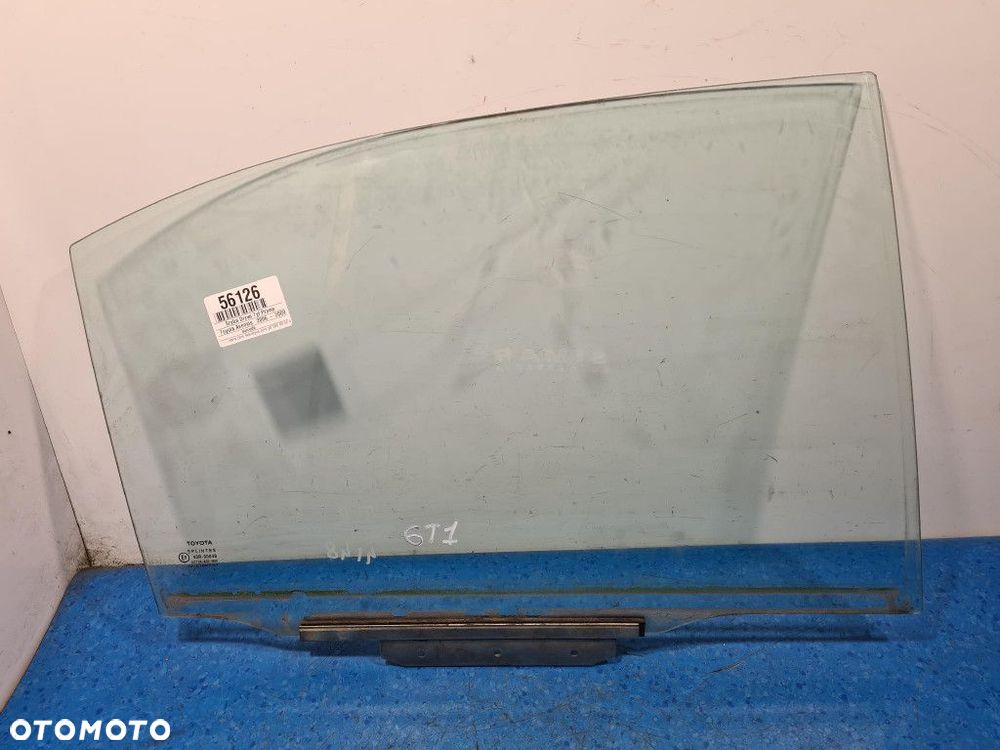 TOYOTA AVENSIS II T25 SZYBA DRZWI TYŁ PRAWA  6T1 - 1