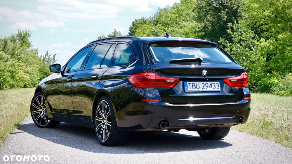 BMW Seria 5 520d xDrive MHEV Sport Line sport - 6