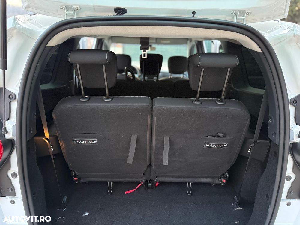 Dacia Lodgy 1.5 Blue dCi Laureate - 14