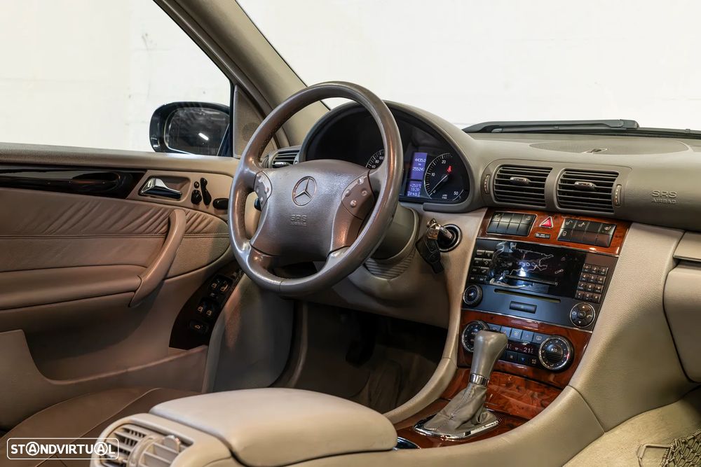 Mercedes-Benz C 200 CDI Auto Avantgarde - 10