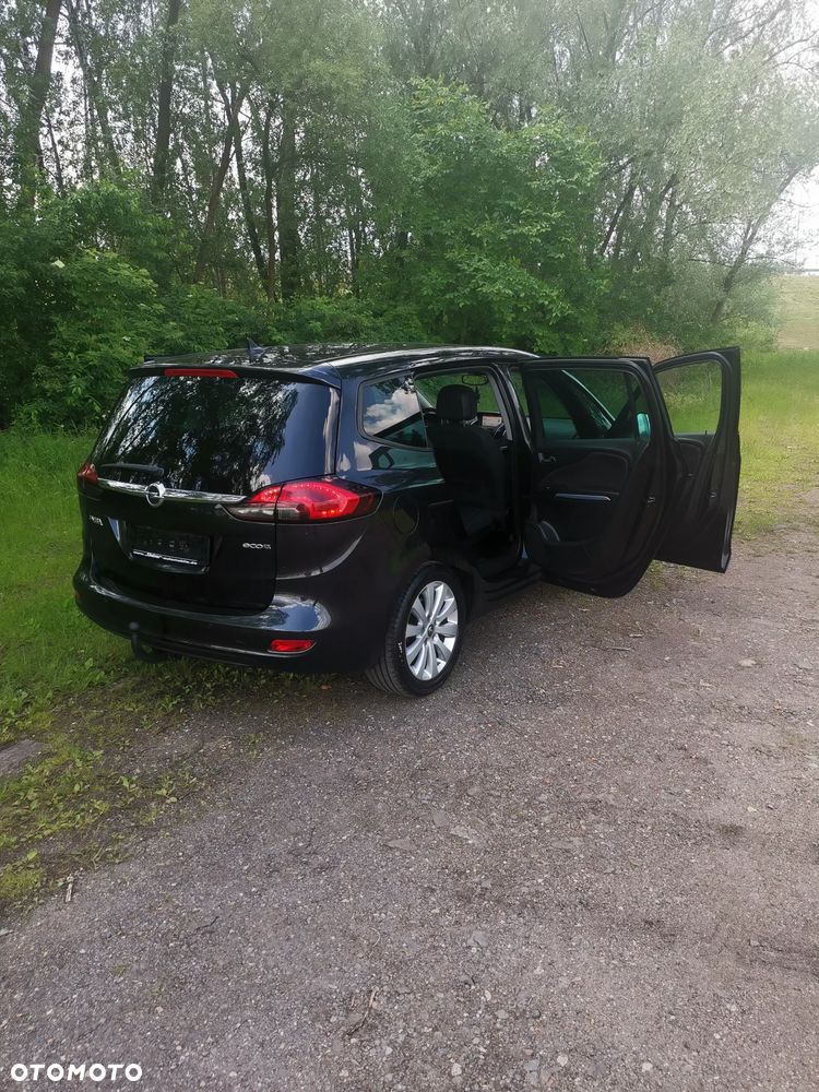 Opel Zafira - 2