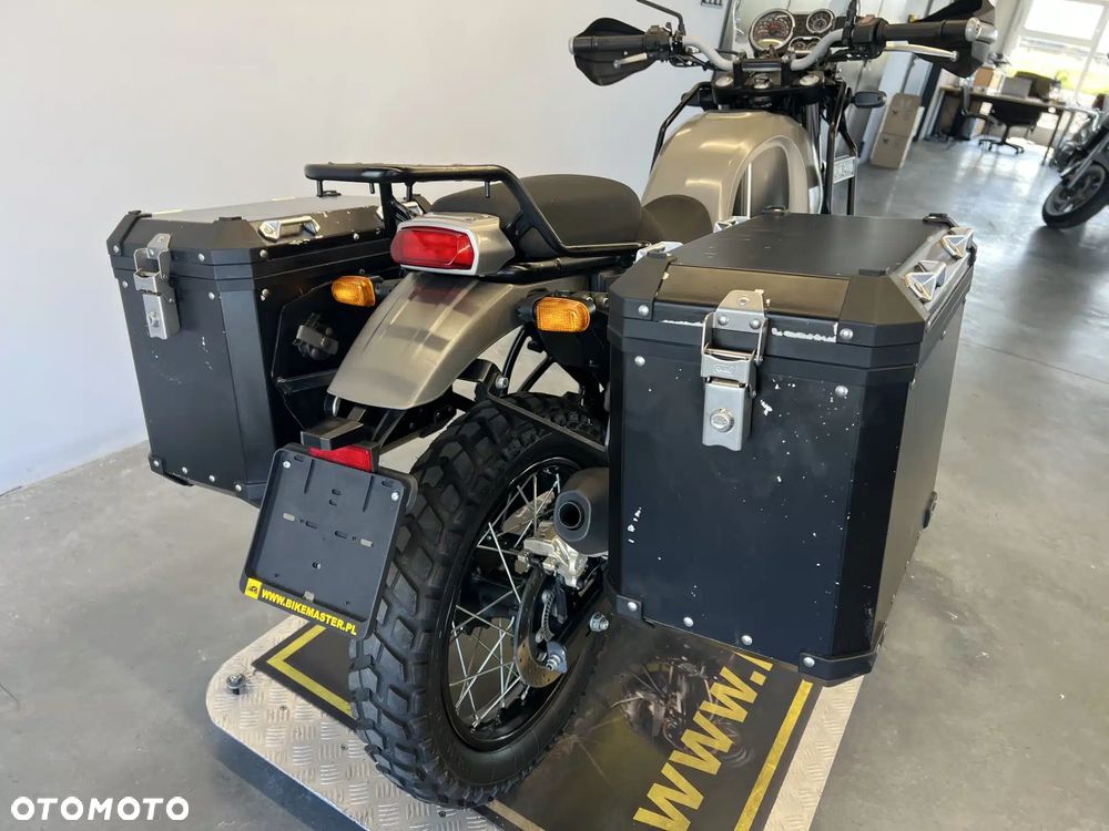 Royal Enfield Himalayan - 30