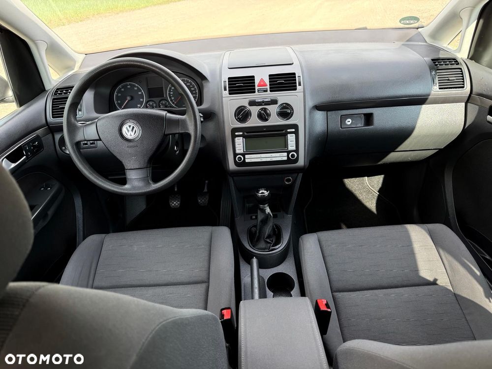 Volkswagen Touran 1.6 Freestyle - 15