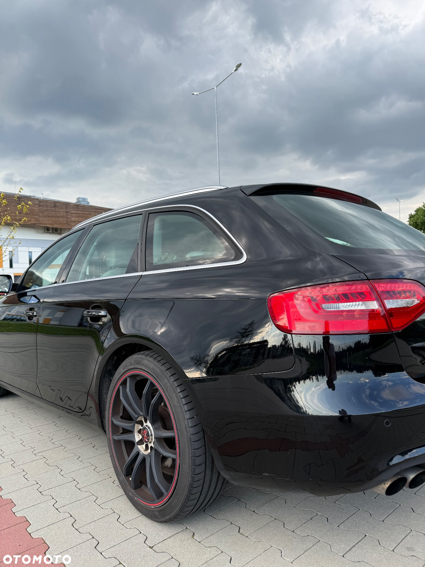 Audi A4 2.0 TDI DPF quattro Ambiente - 8