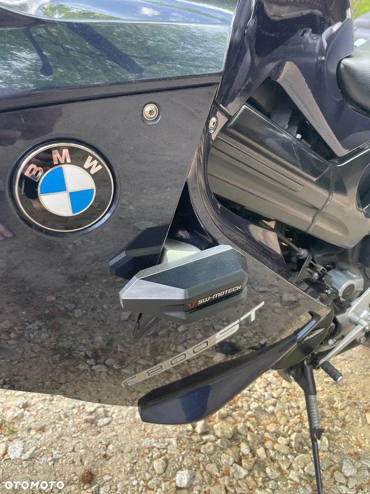 BMW F - 10