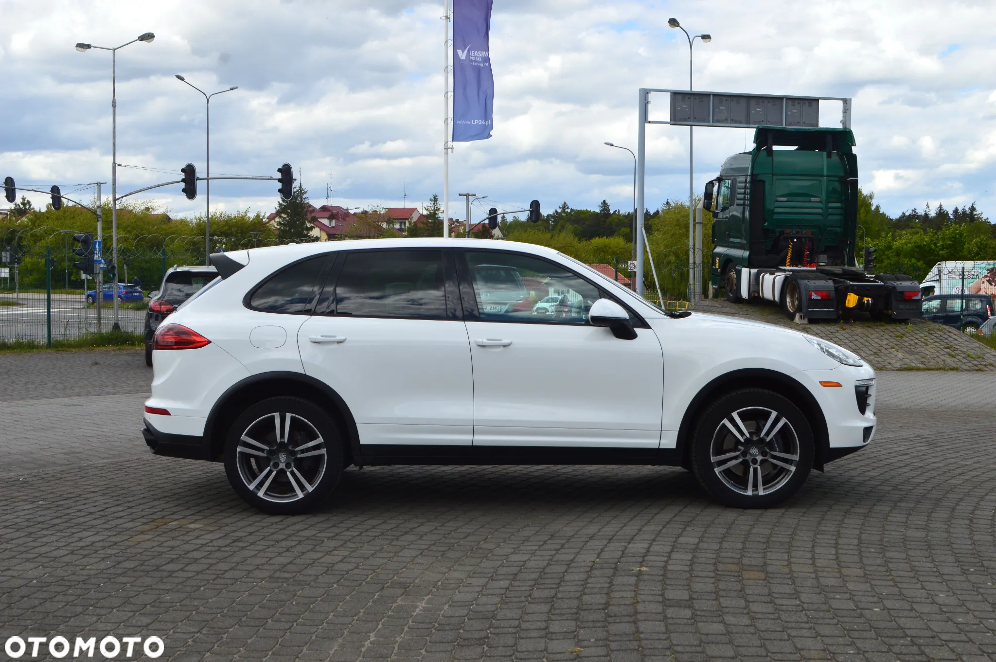 Porsche Cayenne Standard - 7