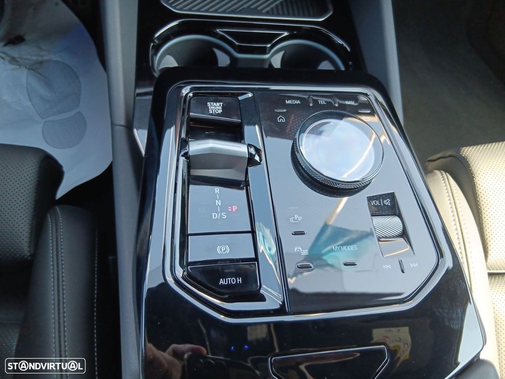 BMW 520 d Pack Desportivo M - 26