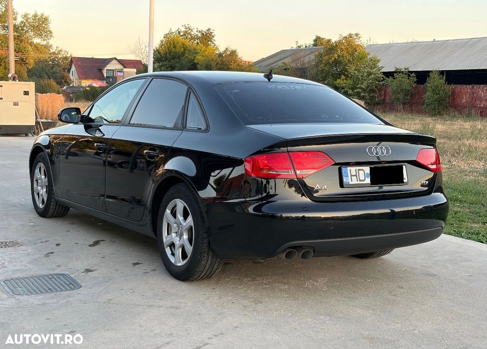 Audi A4 Limuzina - 3