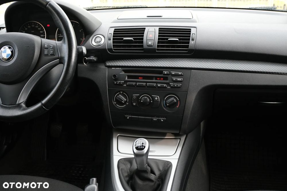 BMW Seria 1 118d - 18