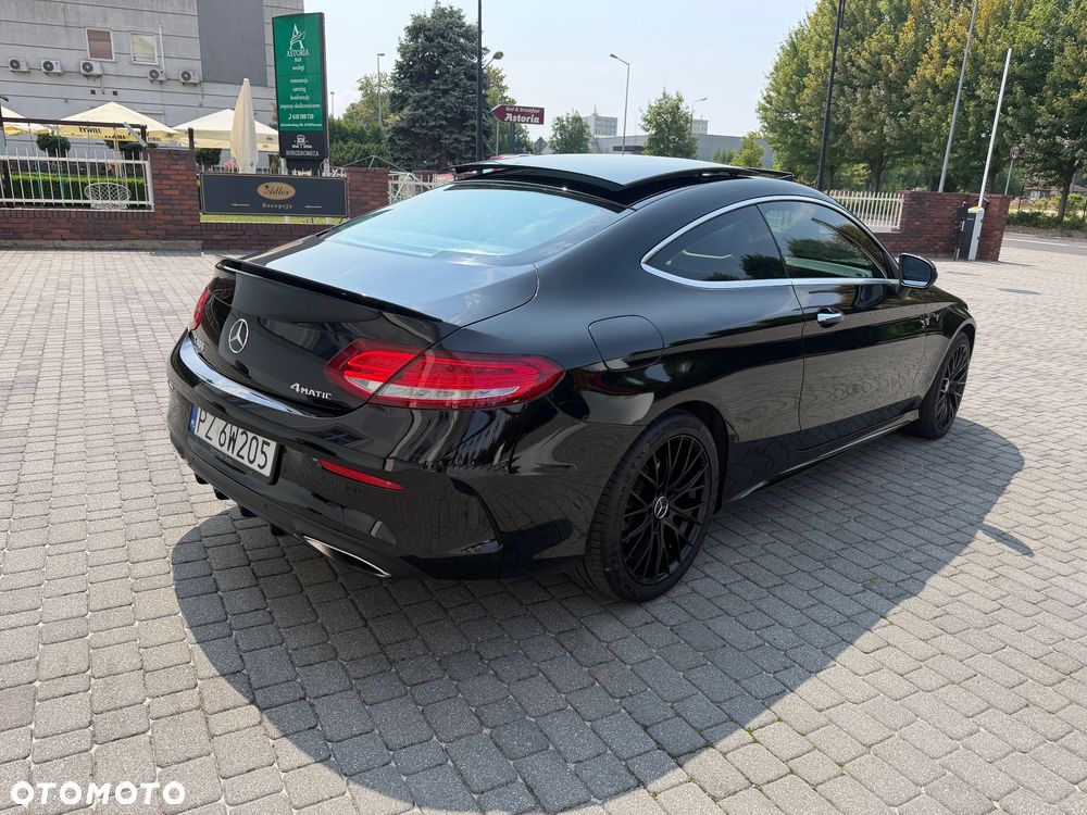 Mercedes-Benz Klasa C 300 4MATIC 9G-TRONIC - 10