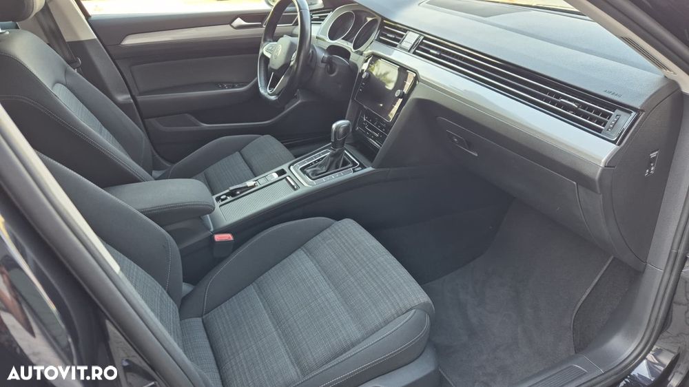 Volkswagen Passat - 7