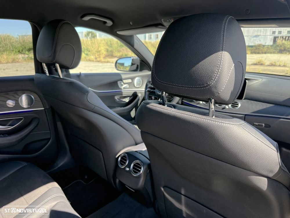 Mercedes-Benz E 300 de AMG Line - 34