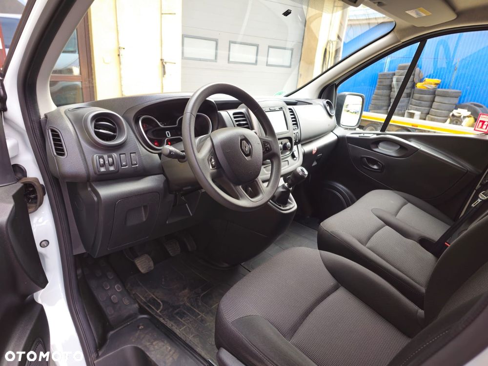 Renault Trafic - 19