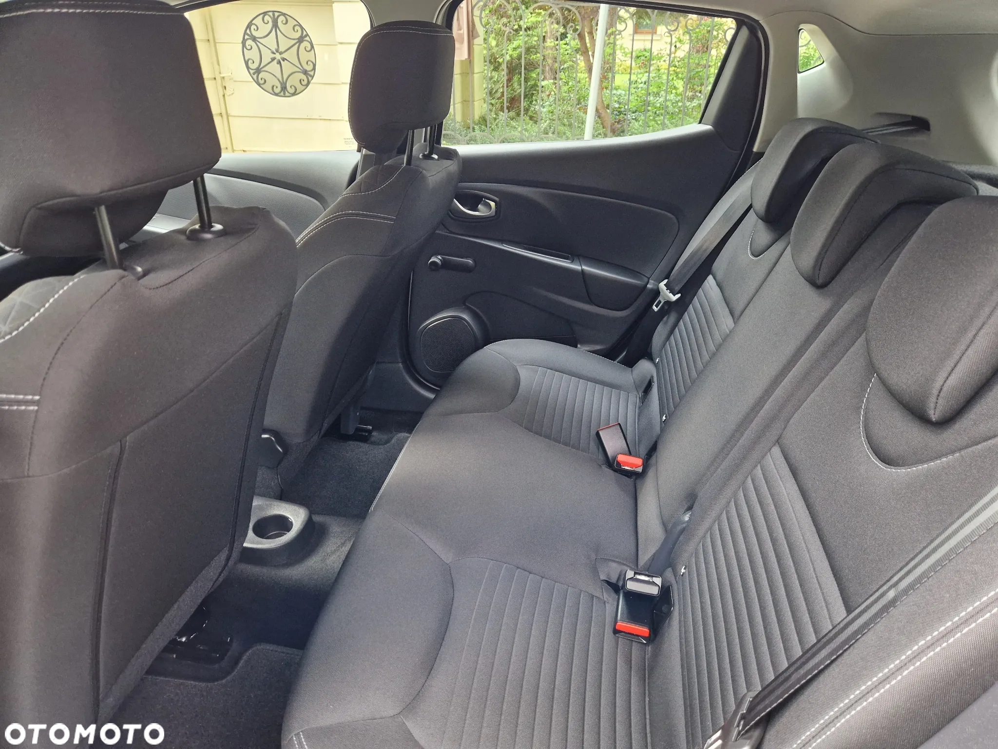 Renault Clio 1.2 16V Limited EU6 - 36