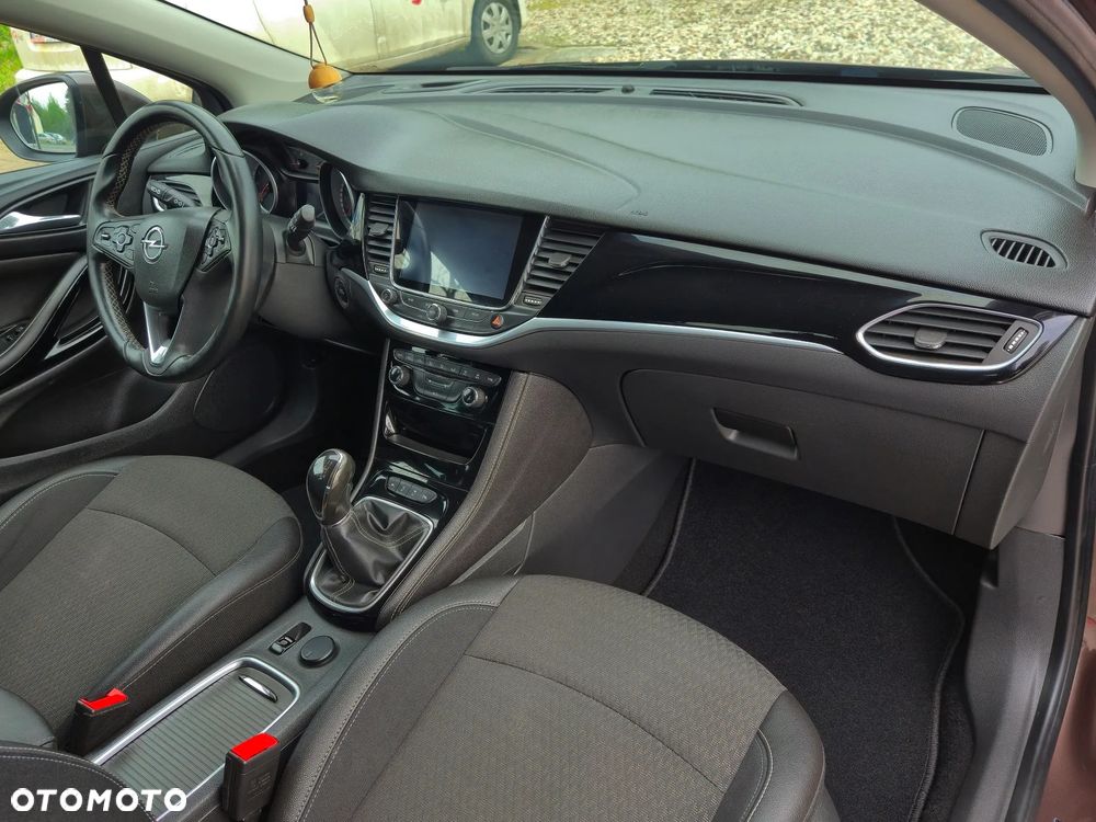 Opel Astra 1.4 Turbo Start/Stop 120 Jahre - 14