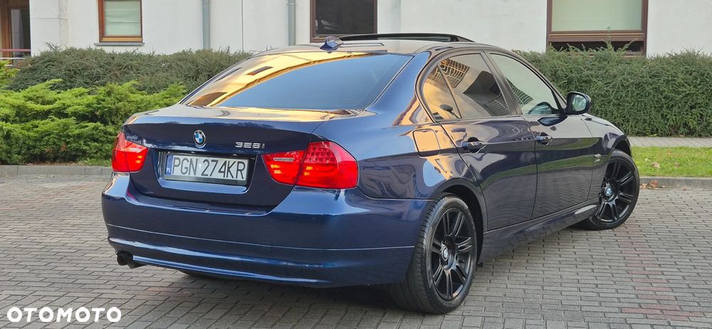 BMW Seria 3 330i xDrive Edition Exclusive - 15