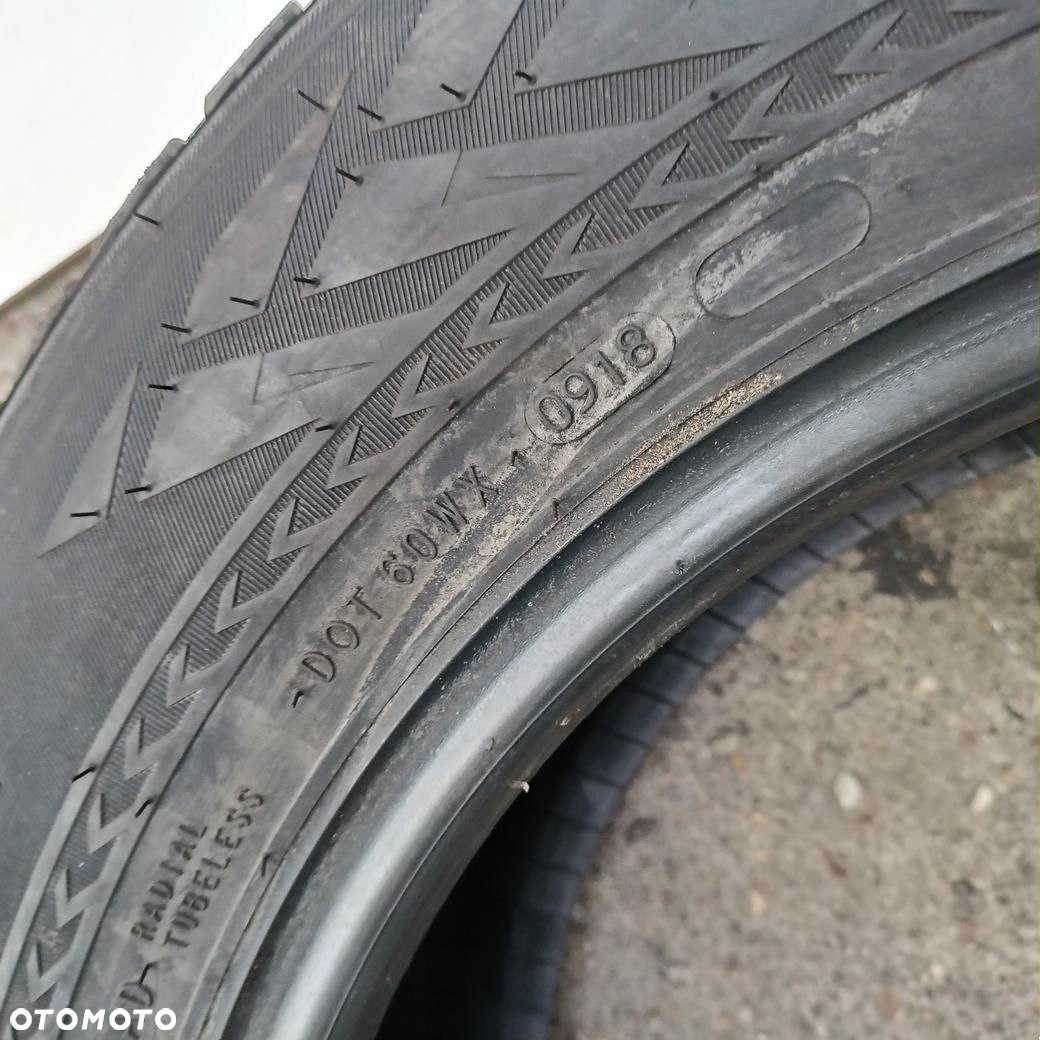 Opona 215/65/17 Nokian Weatherproof (NE8613) - 5