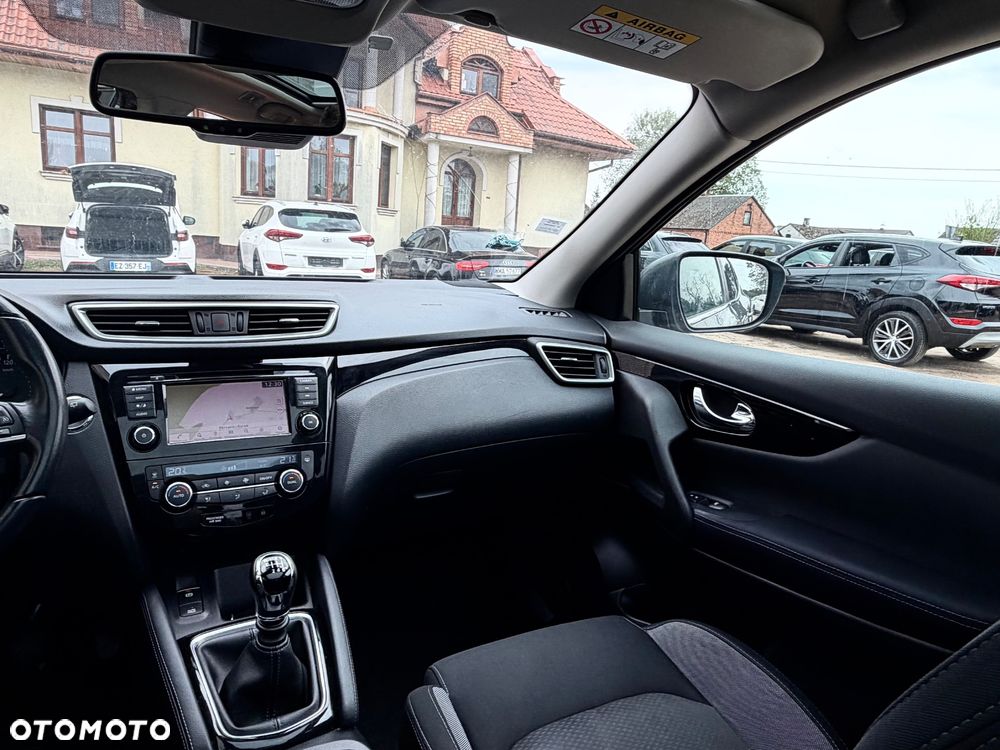 Nissan Qashqai 1.3 DIG-T Tekna - 13