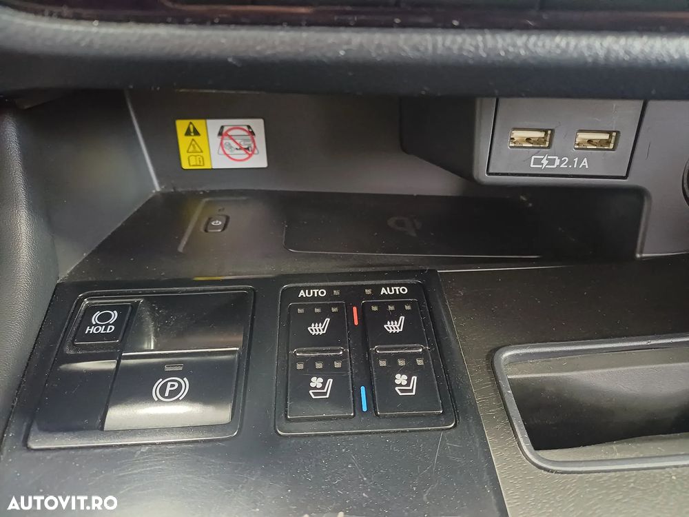 Lexus Seria RX 450h AWD Executive - 24