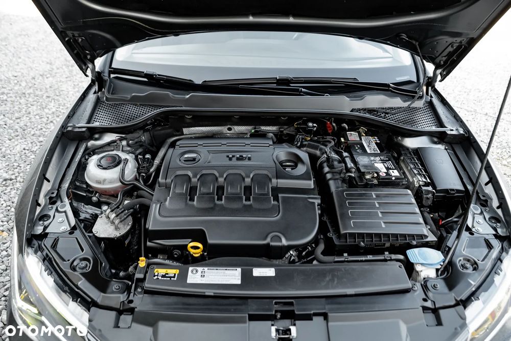 Seat Leon 2.0 TDI DPF Start&Stop DSG XCELLENCE - 41