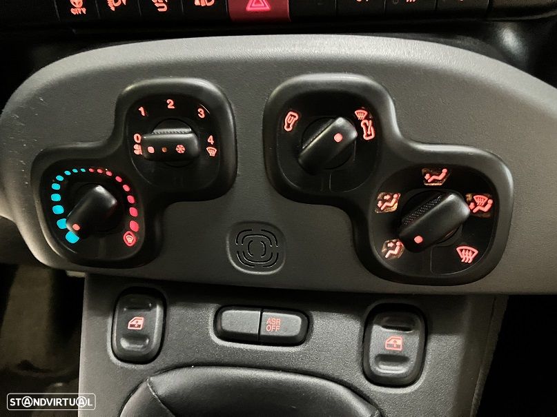 Fiat Panda 1.0 Hybrid City Life - 25