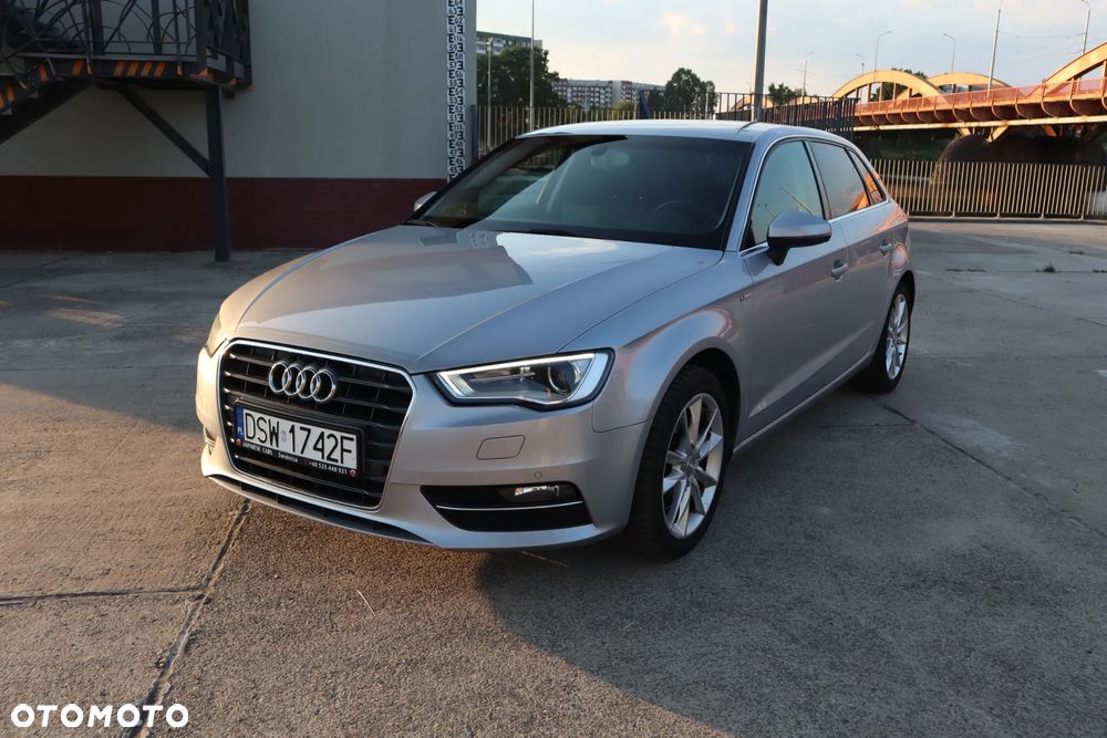 Audi A3 Sportback 1.8 TFSI S tronic Ambiente - 11