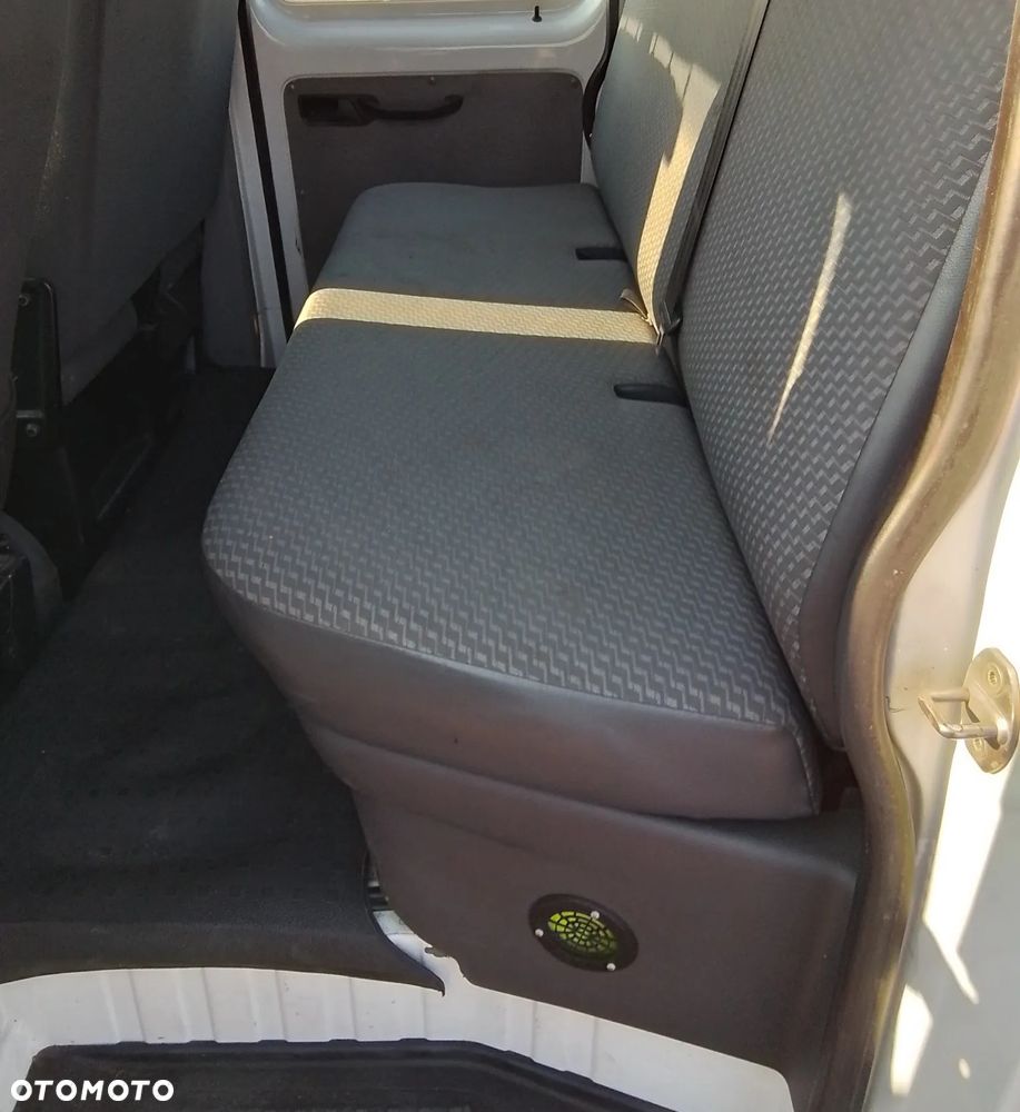 Volkswagen Transporter - 7