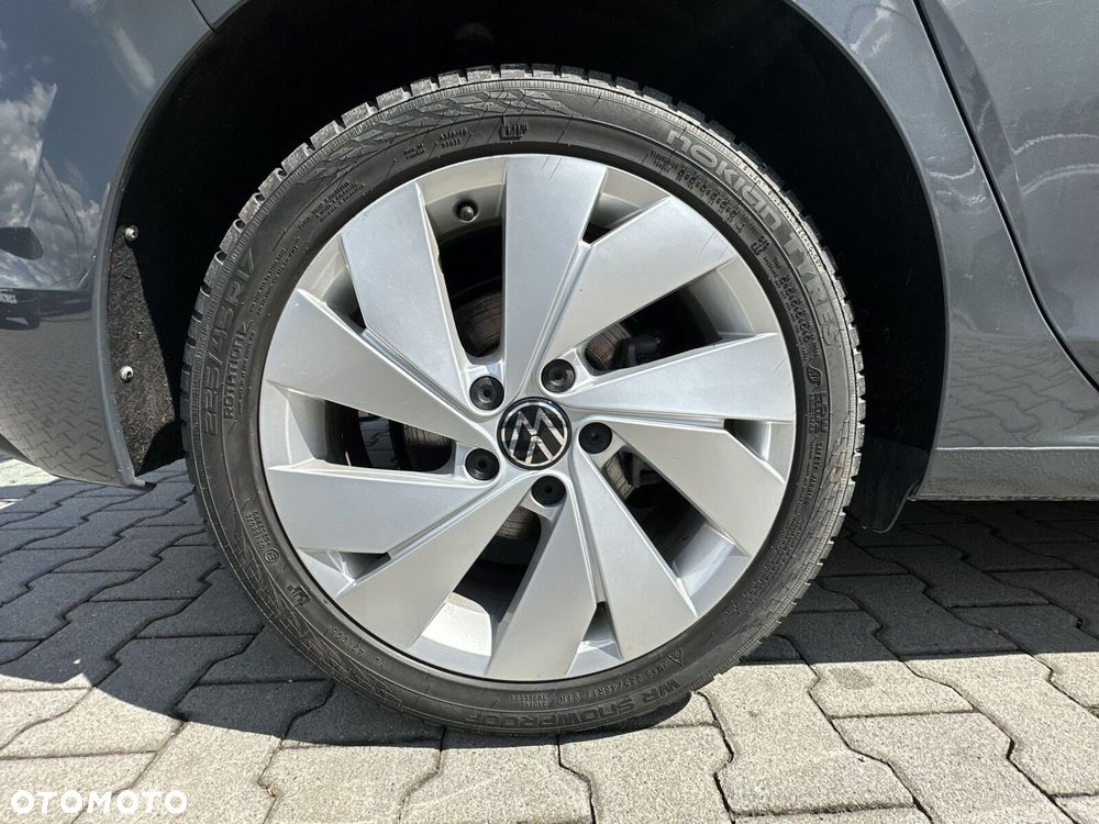 Volkswagen Golf - 19
