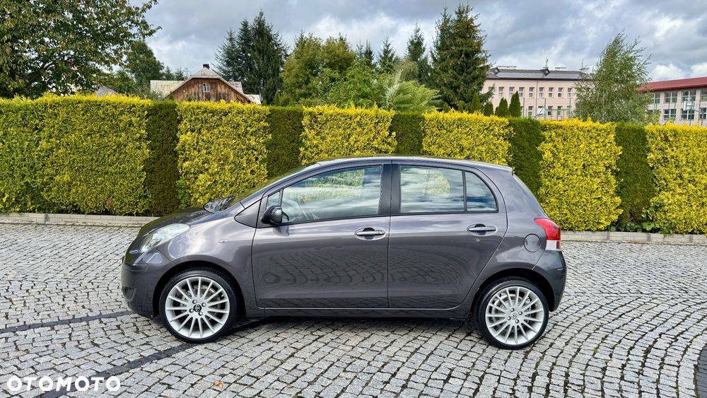 Toyota Yaris 1.33 Luna - 5