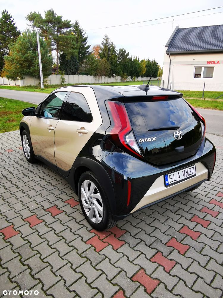 Toyota Aygo X 1.0 VVT-i Selection X-cite X-shift - 8