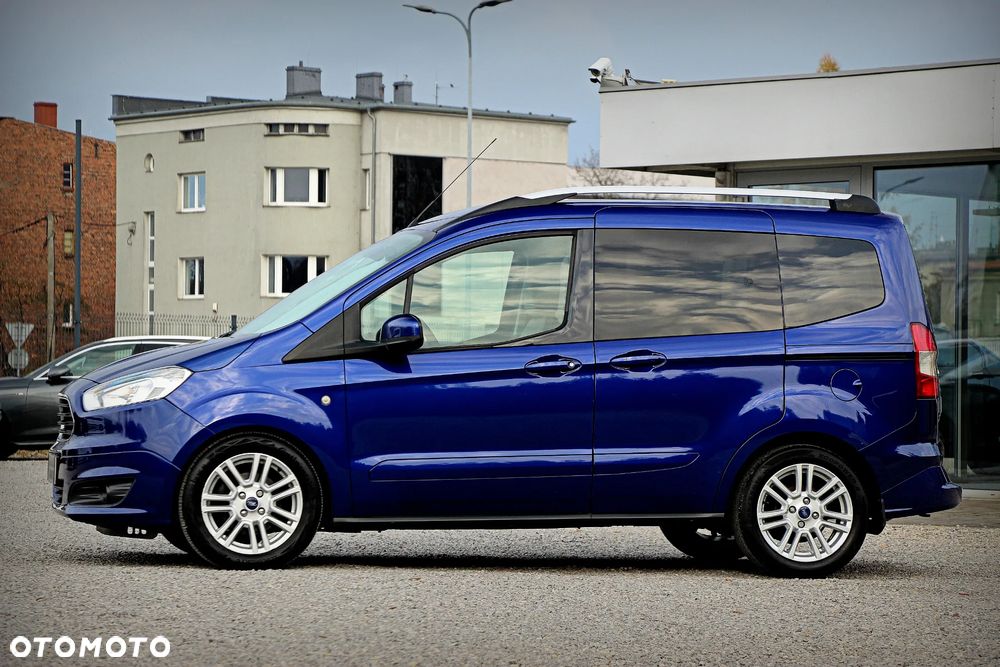Ford Tourneo Courier 1.5 TDCi Titanium - 6