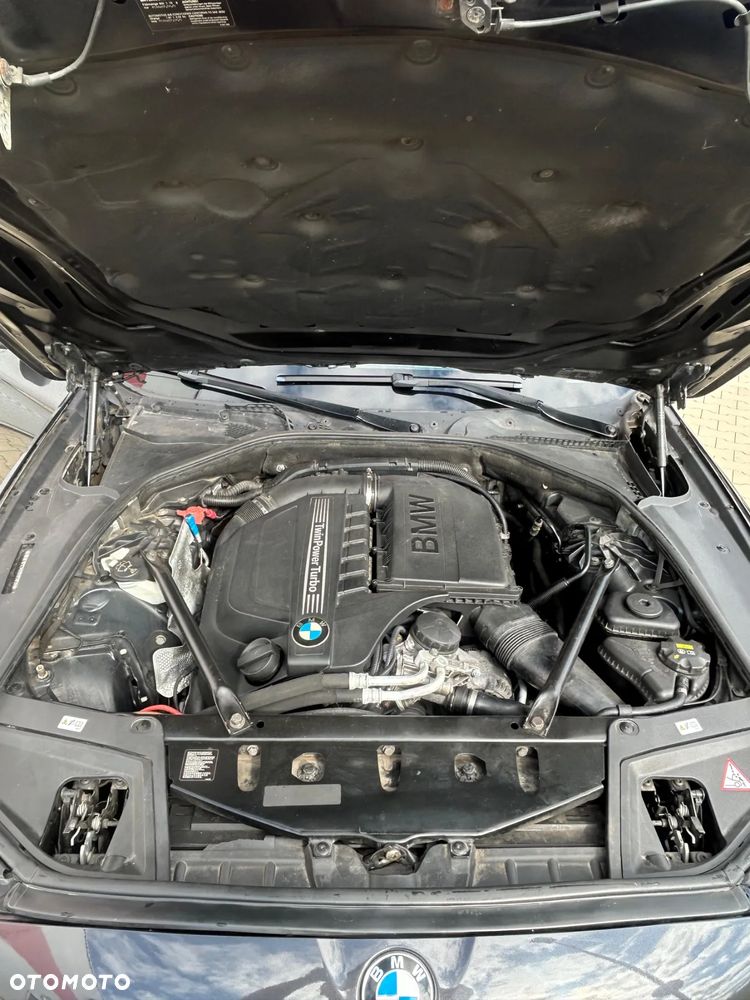 BMW Seria 5 535i xDrive Sport-Aut - 17