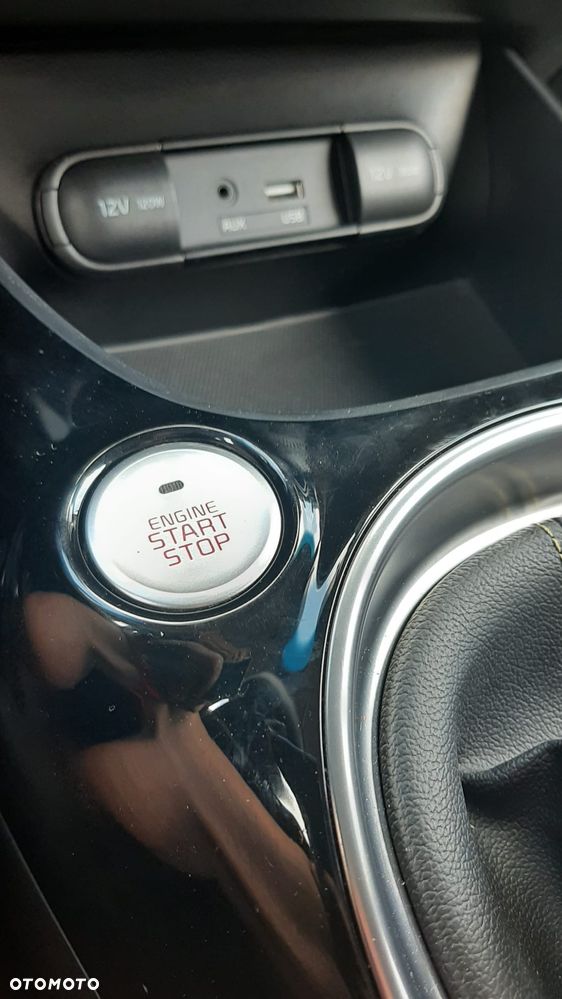 Kia Soul 1.6 CRDI L Business Line - 29