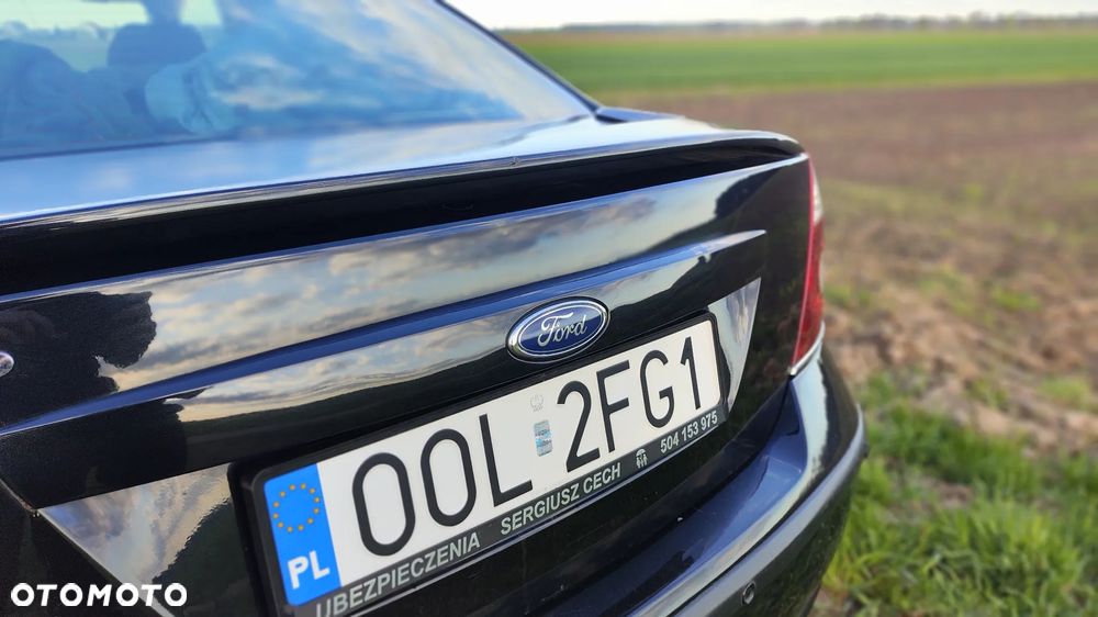 Ford Mondeo 2.0 FF Titanium - 30