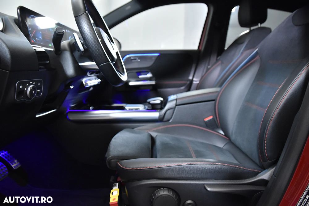 Mercedes-Benz GLA - 25