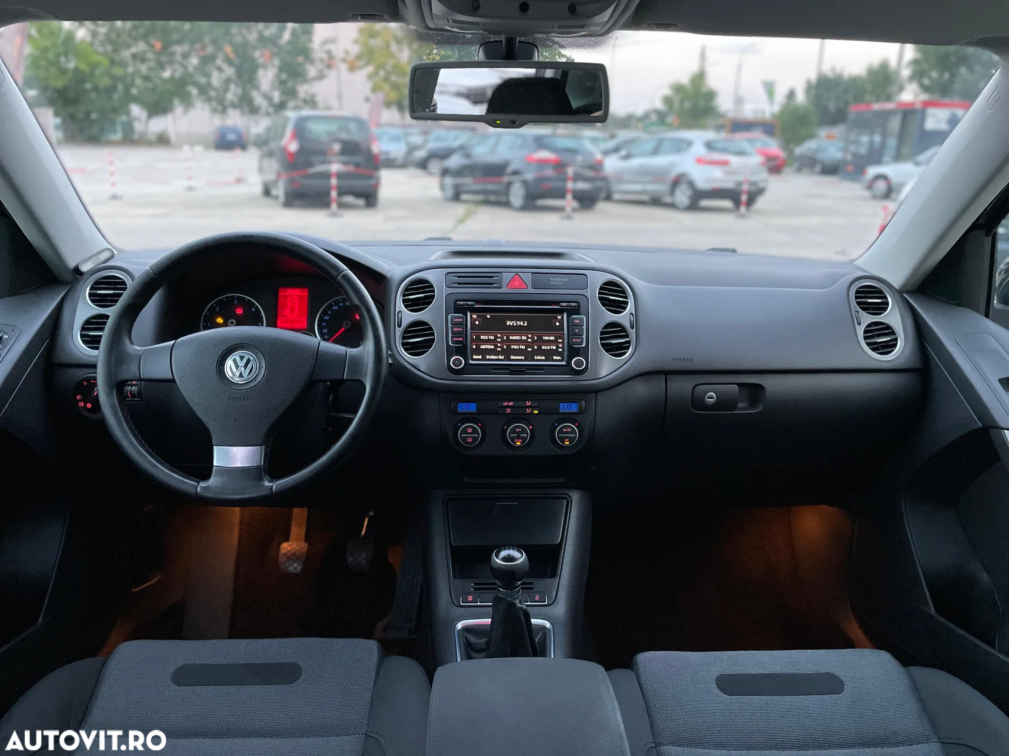 Volkswagen Tiguan - 6