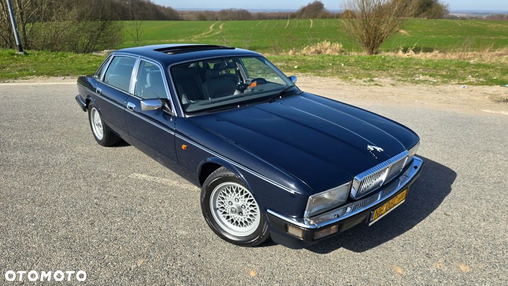 Jaguar Daimler 4.0i - 7