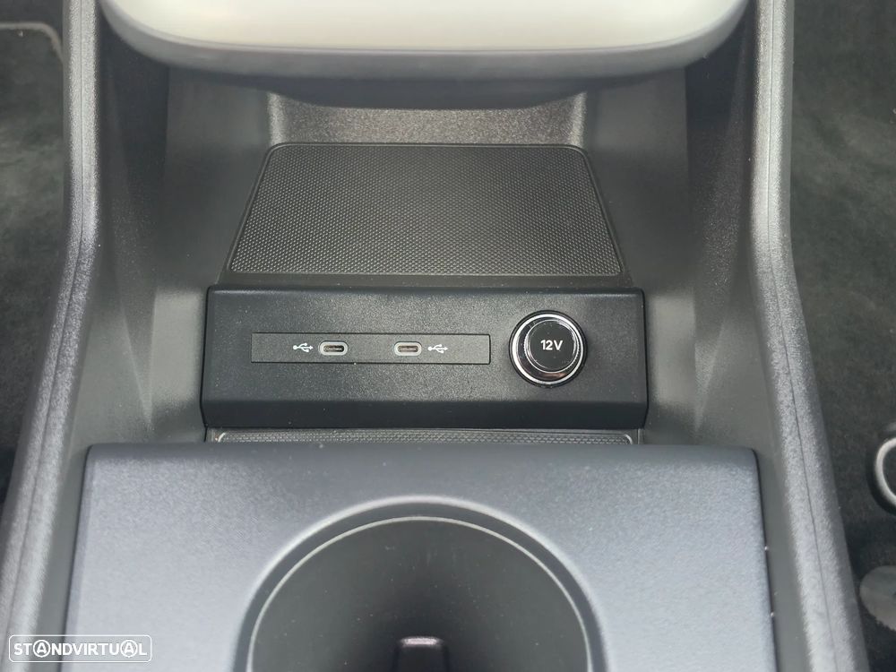 Audi Q4 e-tron 50 quattro - 27