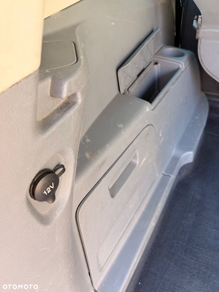 Ford S-Max 2.0 TDCi DPF Trend - 37