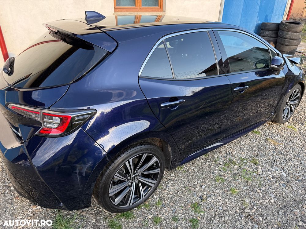 Toyota Corolla - 3