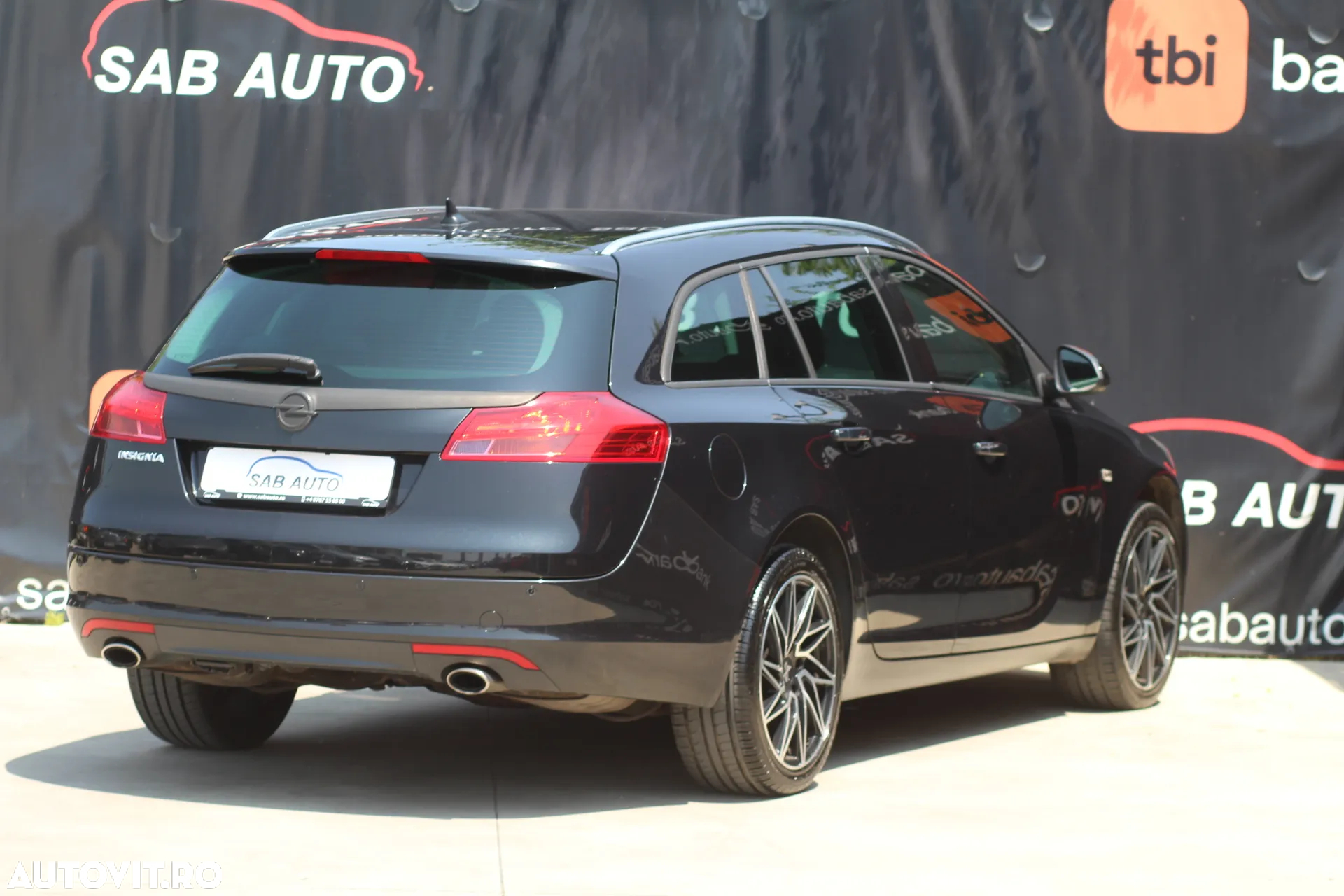 Opel Insignia - 13