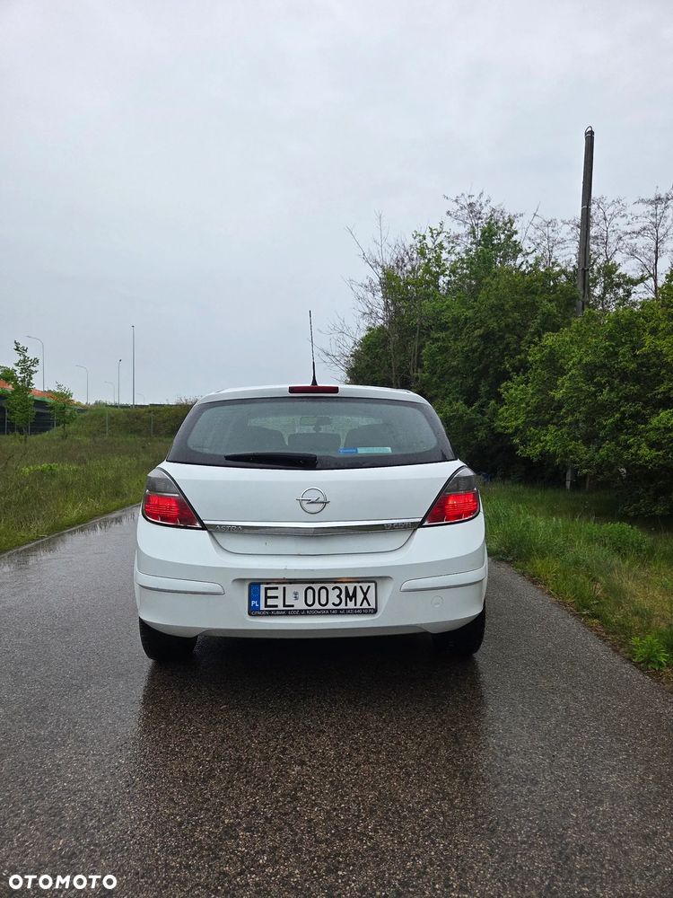 Opel Astra - 4