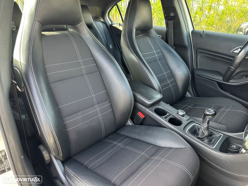 Mercedes-Benz A 180 CDI (BlueEFFICIENCY) Urban - 16