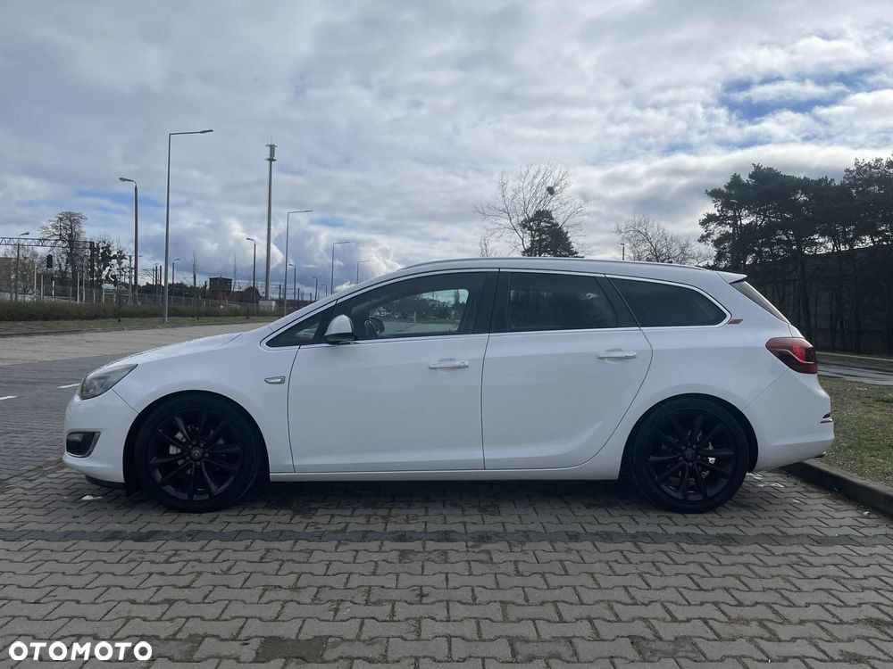 Opel Astra 1.4 Turbo Cosmo - 5