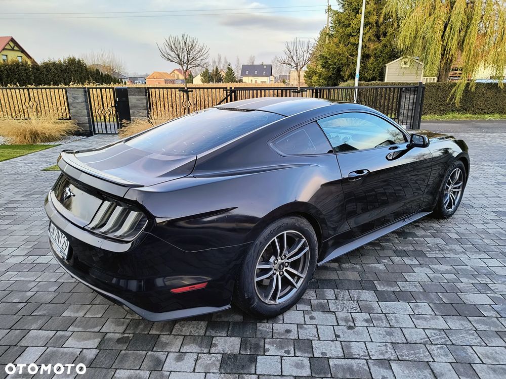 Ford Mustang 2.3 Eco Boost - 6