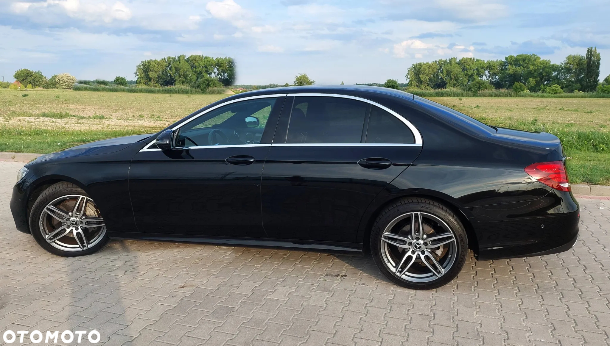 Mercedes-Benz Klasa E 220 d 4-Matic 9G-TRONIC - 6