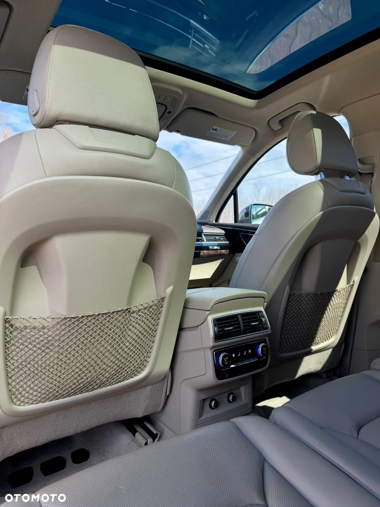 Audi Q7 - 11