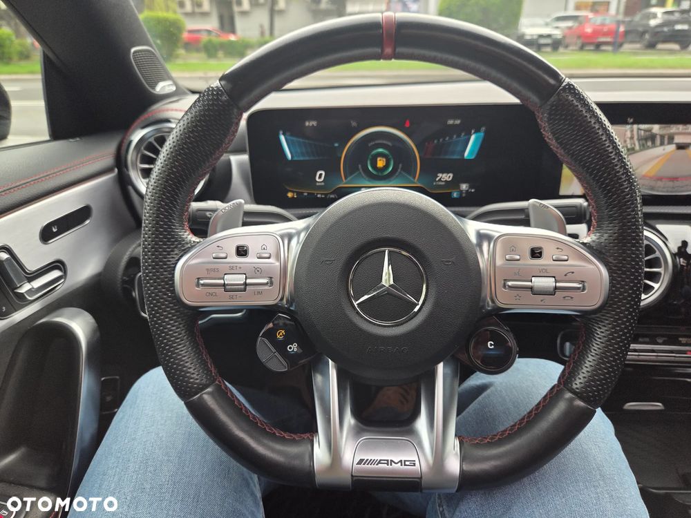 Mercedes-Benz CLA - 28