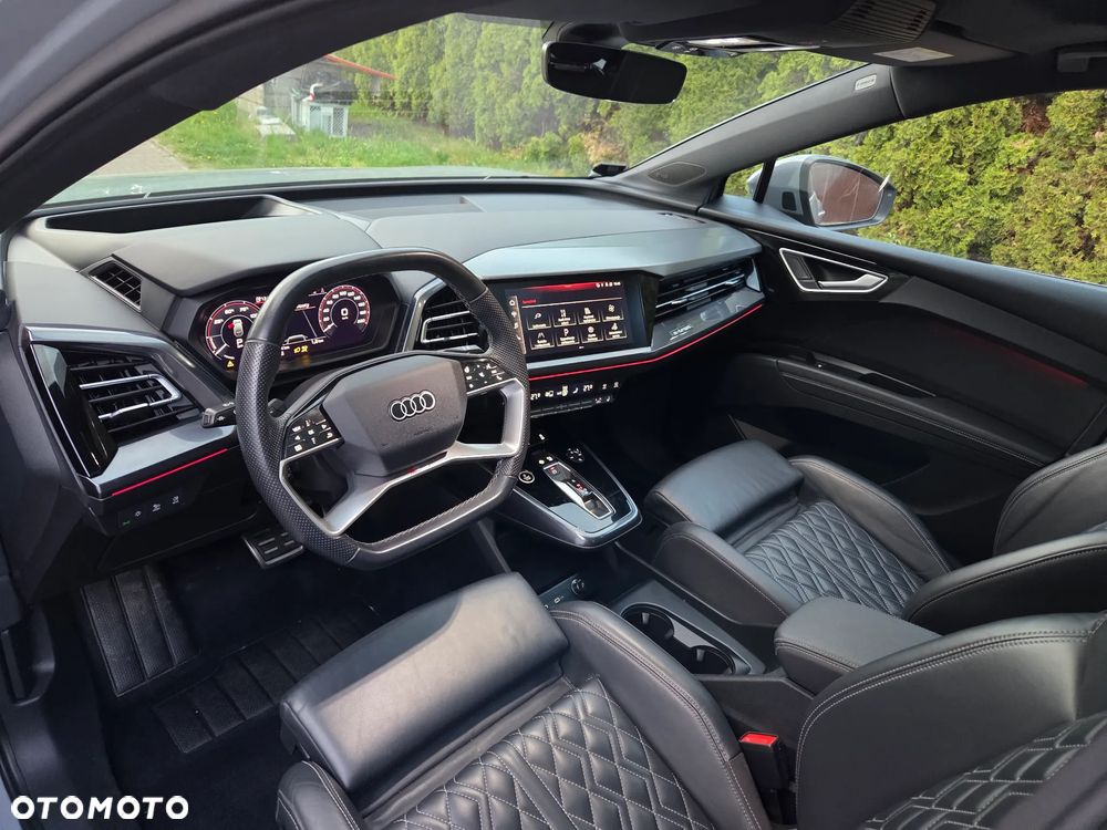 Audi Q4 e-tron - 13