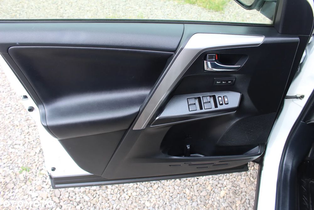Toyota RAV4 - 28